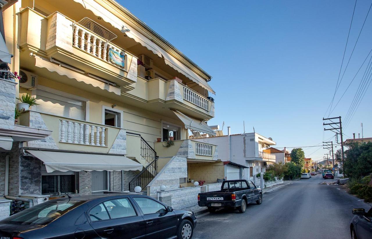 Holiday House Ioanna 2 - Loft Néa Péramos Dış mekan fotoğraf