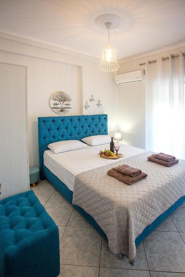 Holiday House Ioanna 2 - Loft Néa Péramos Dış mekan fotoğraf