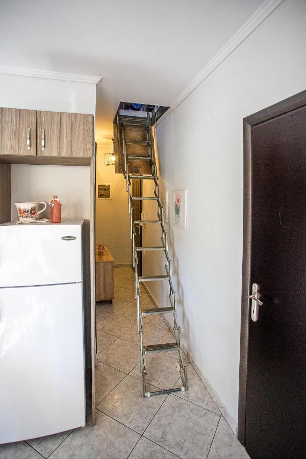 Holiday House Ioanna 2 - Loft Néa Péramos Dış mekan fotoğraf
