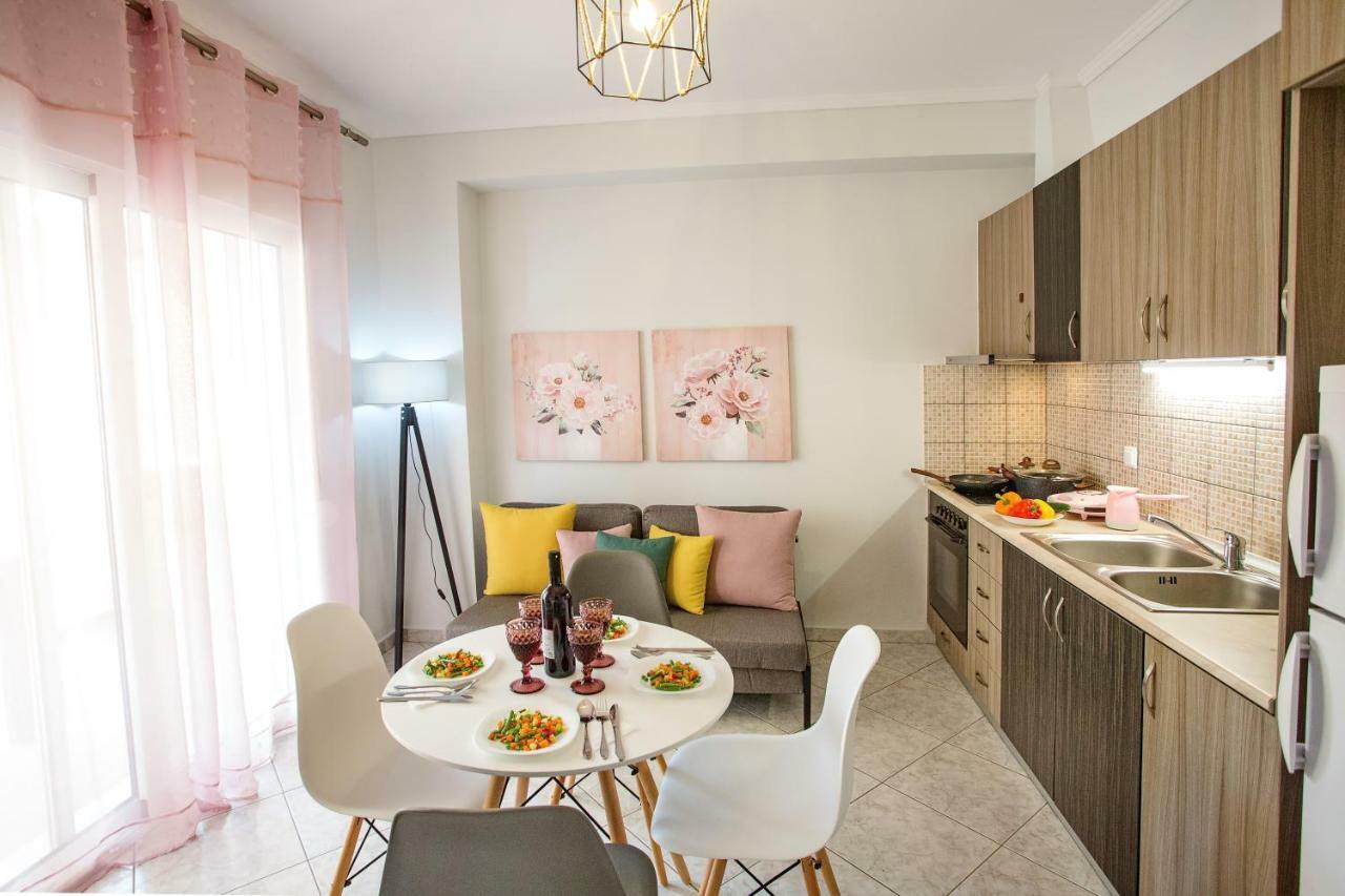 Holiday House Ioanna 2 - Loft Néa Péramos Dış mekan fotoğraf
