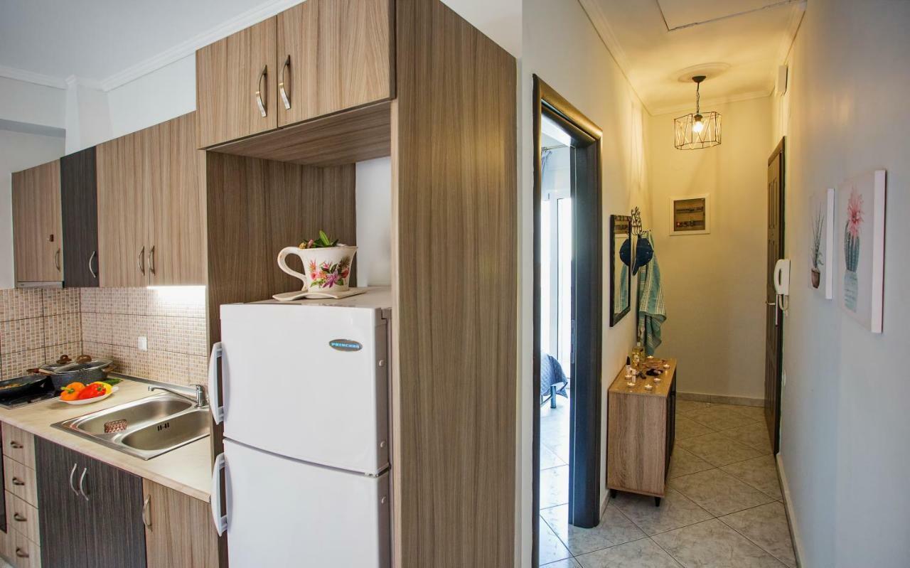 Holiday House Ioanna 2 - Loft Néa Péramos Dış mekan fotoğraf