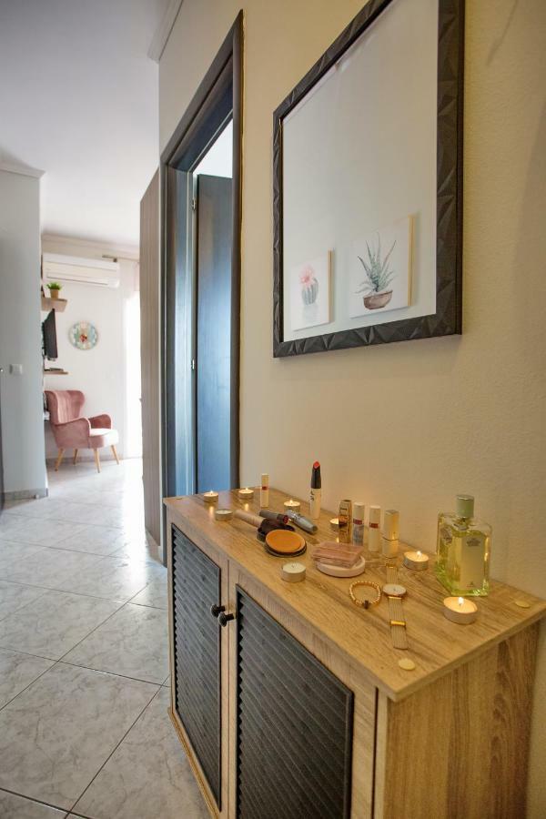 Holiday House Ioanna 2 - Loft Néa Péramos Dış mekan fotoğraf