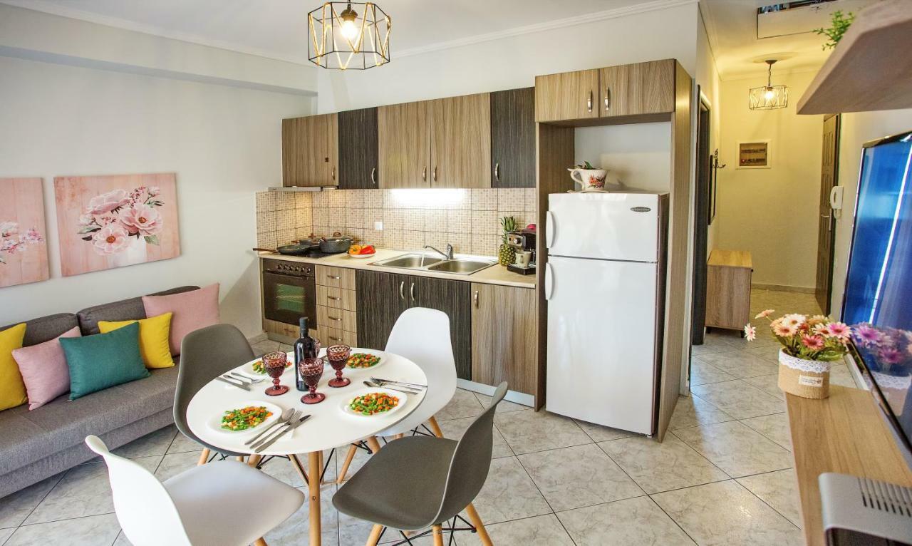 Holiday House Ioanna 2 - Loft Néa Péramos Dış mekan fotoğraf