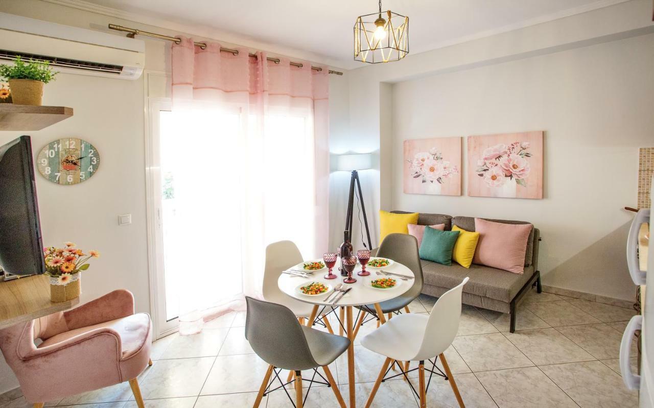 Holiday House Ioanna 2 - Loft Néa Péramos Dış mekan fotoğraf